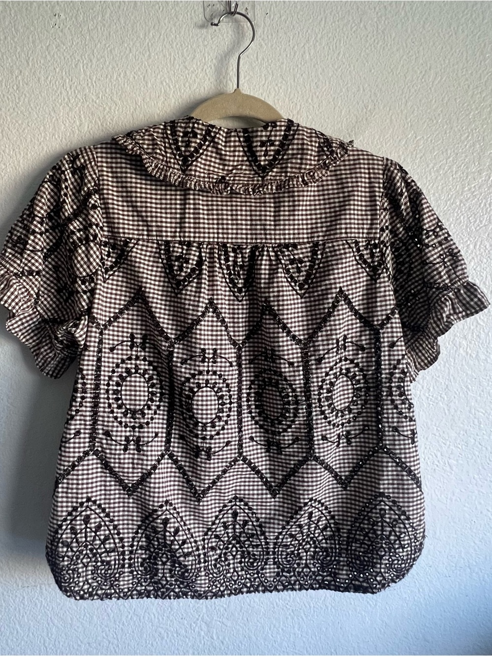 Anthro Pilcro Keira Gingham Blouse
Brown/White w Black Embroidered Eyelet M NWOT - Picture 6 of 12